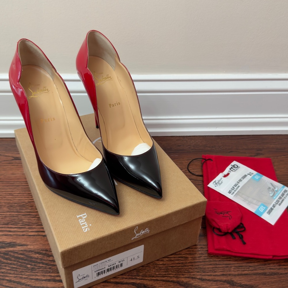 Christian Louboutin Hot Chick